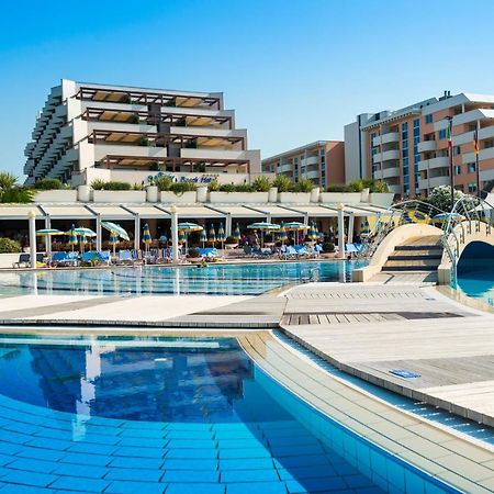 Savoy Beach Hotel & Thermal Spa Bibione Exterior photo