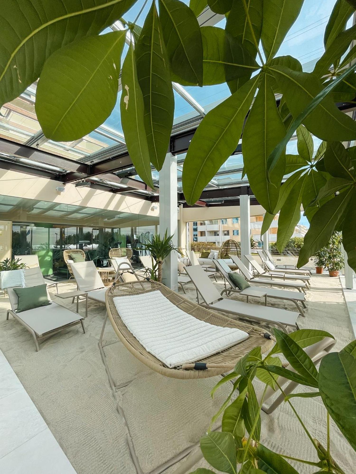 Savoy Beach Hotel & Thermal Spa Bibione Exterior photo Solarium