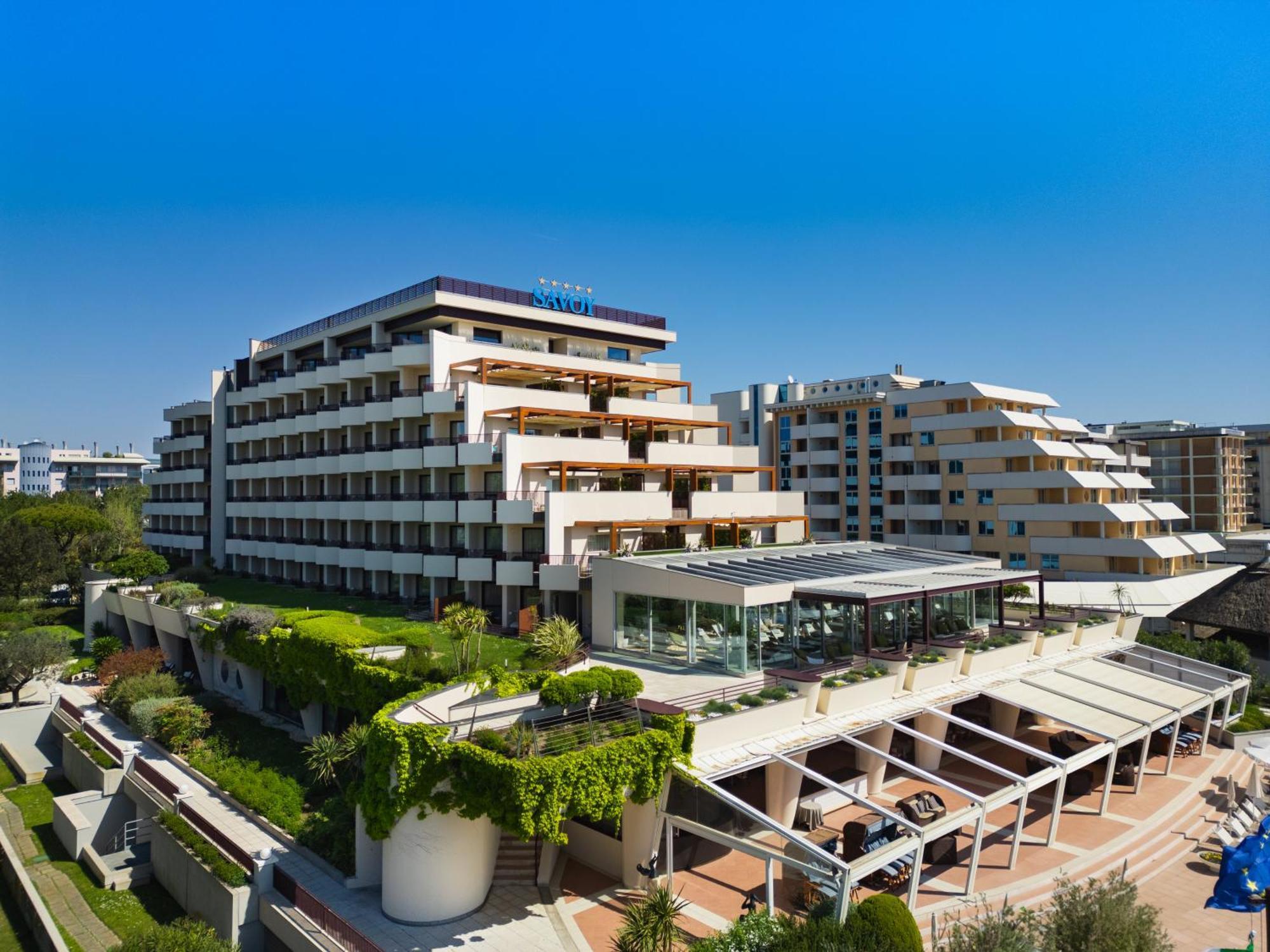 Savoy Beach Hotel & Thermal Spa Bibione Exterior photo The campus of the University of Piraeus